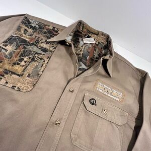 LAPCO Men’s Large Long Sleeve Work Shirt Khaki Camo Quilted Hunting Outdoor